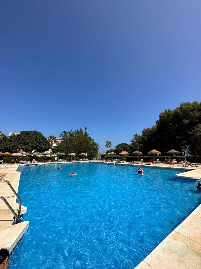 Benalmadena Inn Apartaments Málaga Buitenkant foto